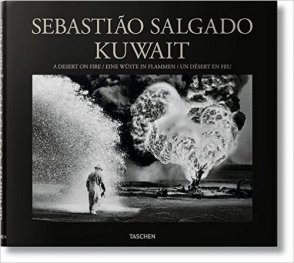 Sebastiaao Salgado - Kuwait, a Desert on Fire