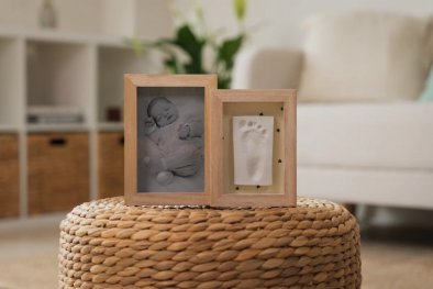 2 Дървени Рамки за Бебешки Отпечатък и Снимка - Pretty Hearts 1901
